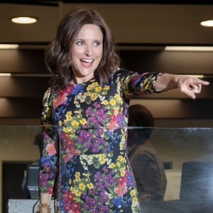 Buy Julia Louis-Dreyfus' Wardrobe from 'Veep'