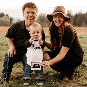 Zach-and-Tori-Roloff-pregnancy-announcement