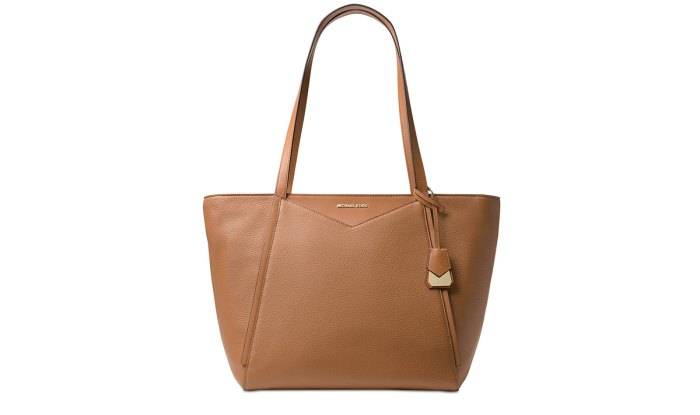 Michael Kors Purses Are up to 50% Off At Macy&#39;s, Including This Tote!