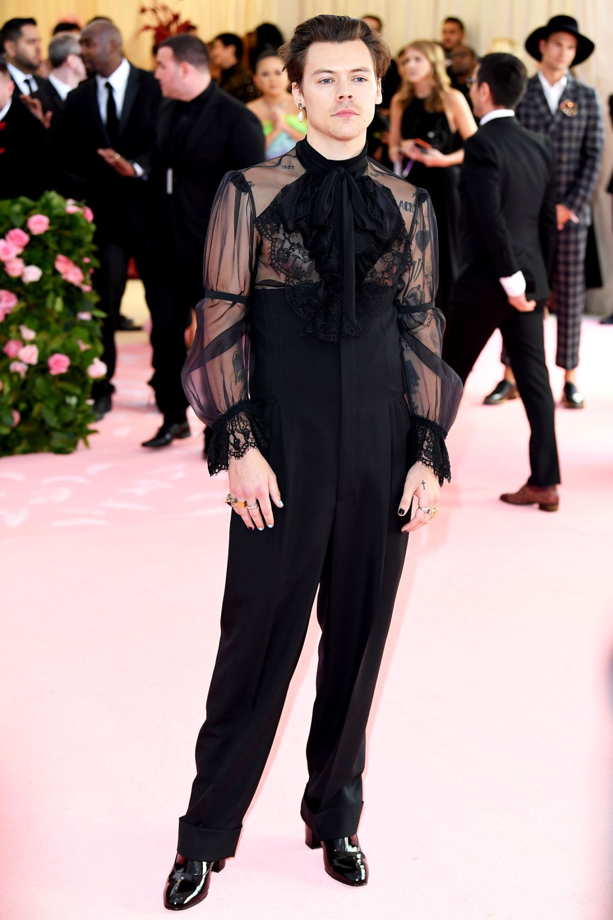 harry-styles-got-his-ear-pierced-for-met-gala-2019-details-us-weekly