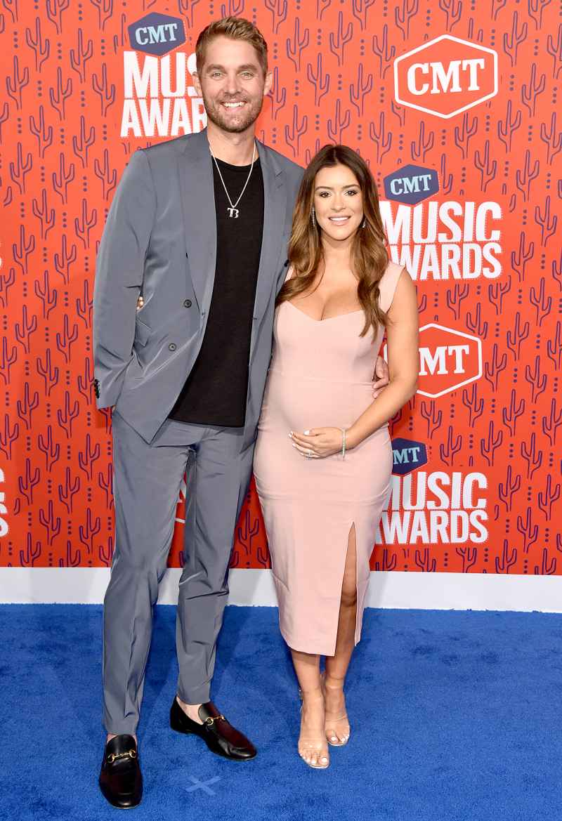 Brett-Young-and-Taylor-Mills-CMT-awards-2019