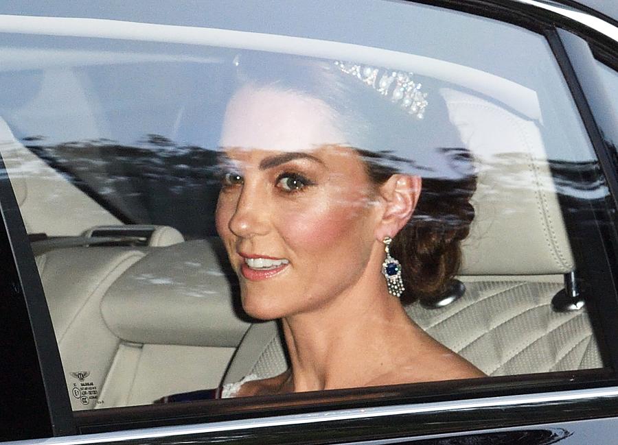 Duchess-Kate-arriving