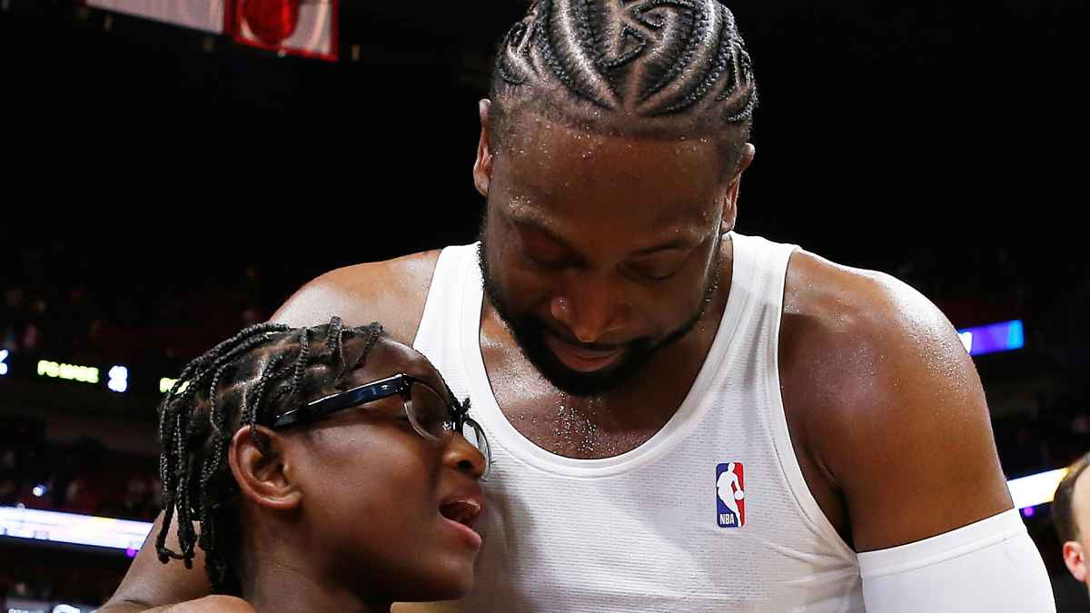NBA player Dwyane Wade with sons Zaire, Zion and Xavier attends News  Photo - Getty Images