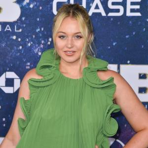 Iskra Lawrence Slams Nike Plus-Size Mannequin Haters