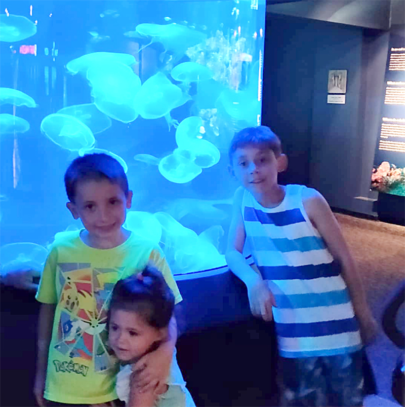 Jenelle Evans Mom Takes Ensley Jace Aquarium