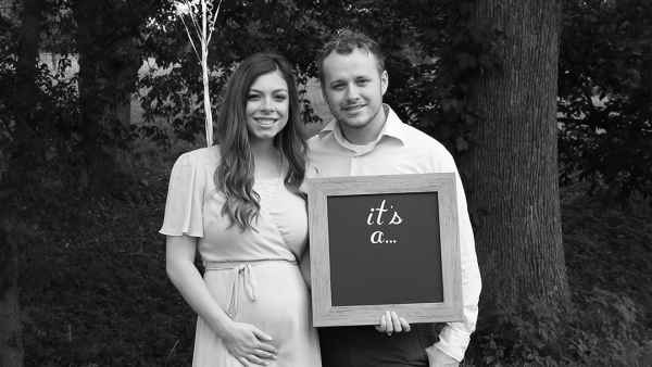Josiah-and-Lauren-Duggar-baby-gender-reveal