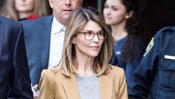 Lori Loughlin Expose USC Admission Practices
