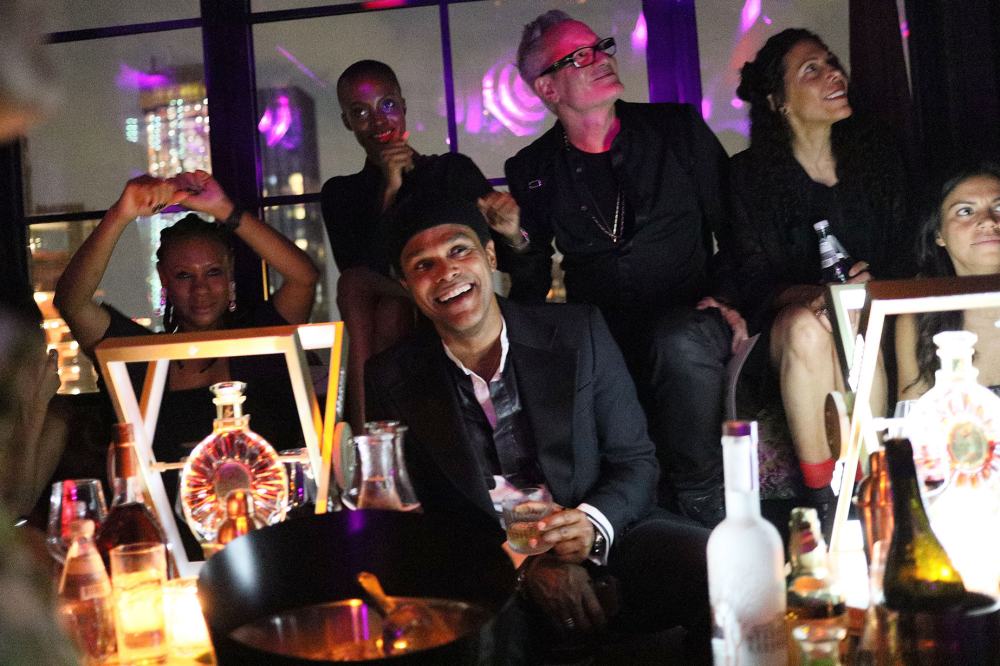 Maxwell Fleur Room Online VIP