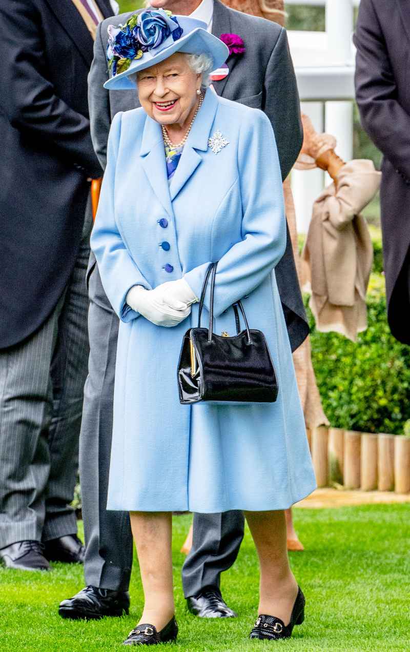 Queen Elizabeth Royal Ascot Blue Outfit June 18