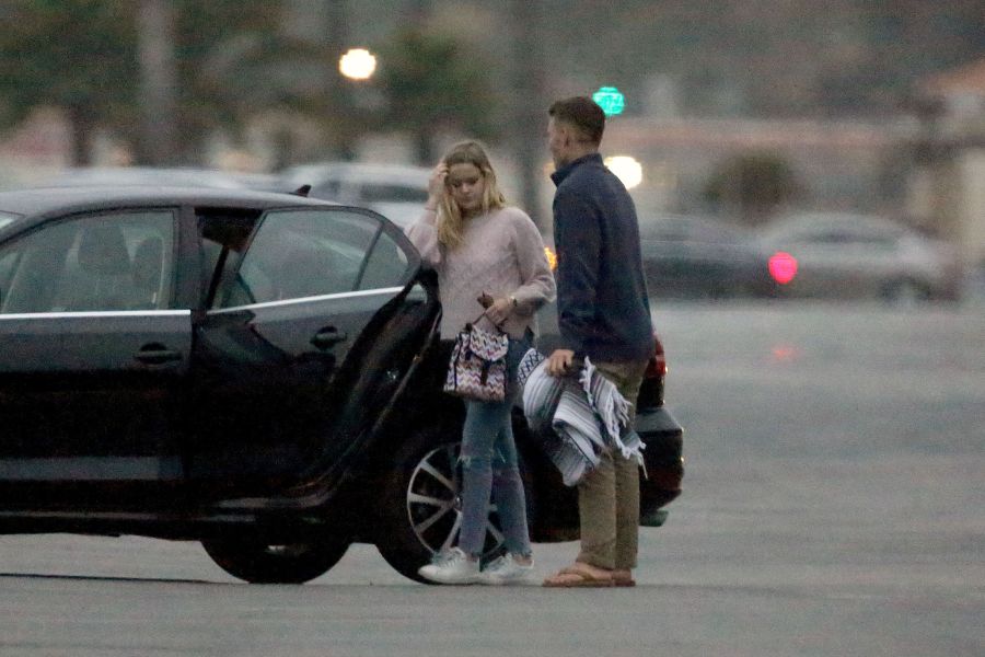 Reese Witherspoon’s Daughter Ava Phillippe, 19, Spotted Kissing New Man on Beach