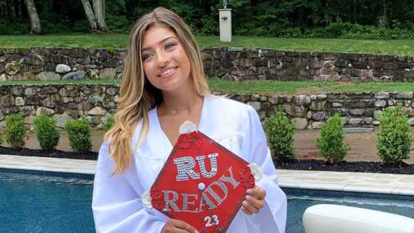 Teresa Giudice's Daughter Gia Graduates High School Without Dad Joe