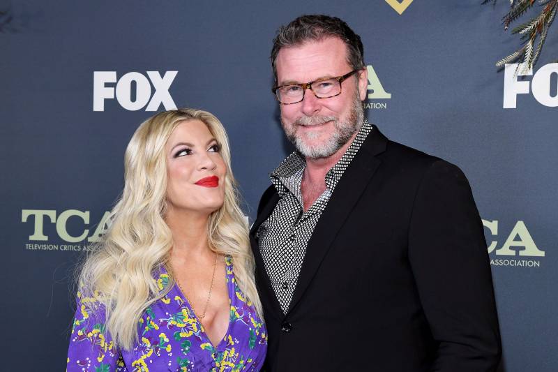 Tori Spelling and Dean McDermott Caught in the Act