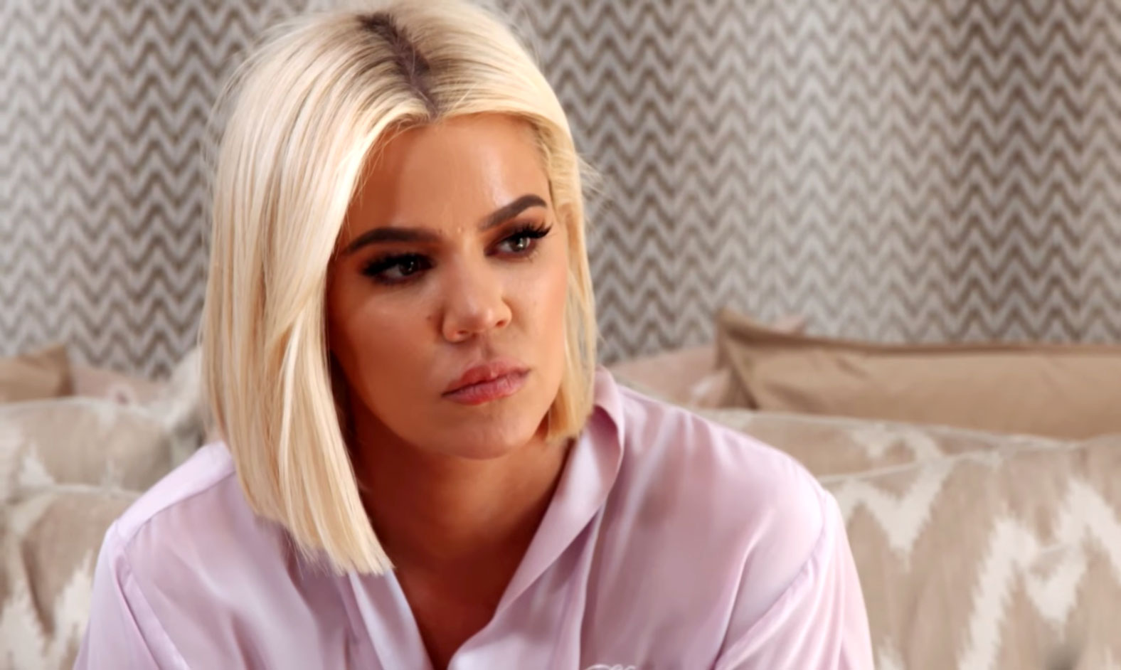 Watch Keeping Up With The Kardashians Season 16 Episode 9