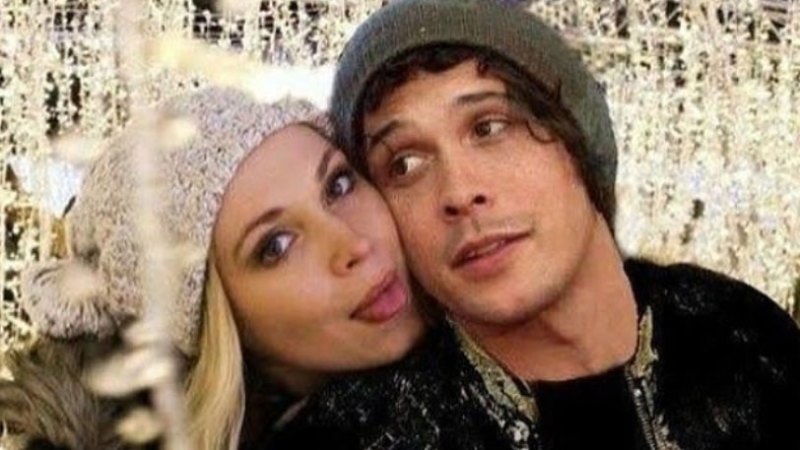 suprise weddings Eliza Taylor and Bob Morley