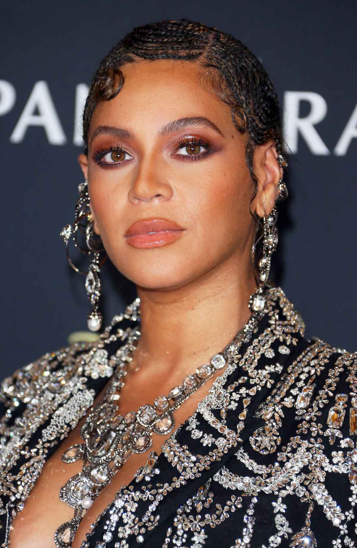 Beyonce's 'Lion King' Premiere McQueen Dress, Beauty Look | Us Weekly