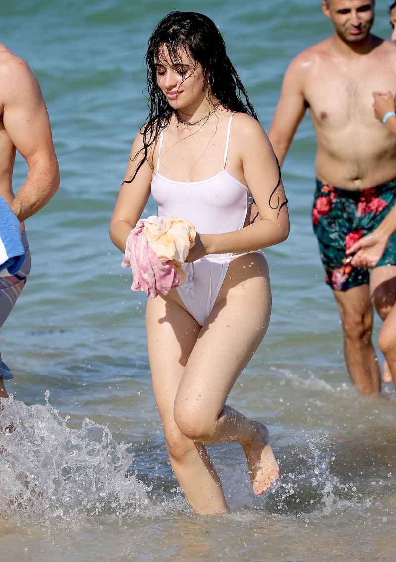 Camila-Cabello-Shawn-Mendes-kissing-Ocean-Pool-Miami-1