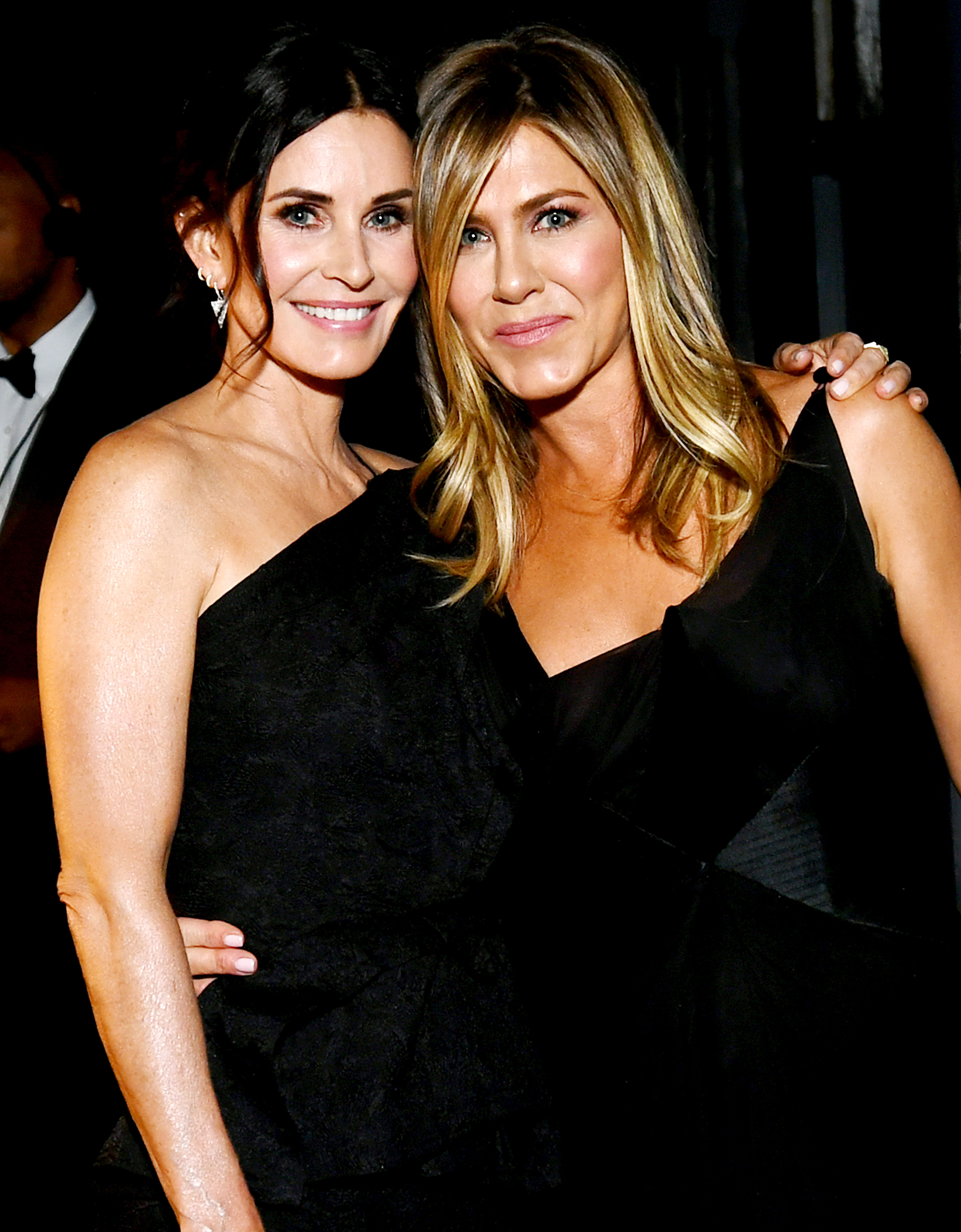 Courteney Cox Celebrates 4th July With Jennifer Aniston More