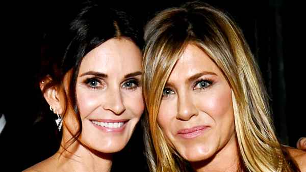 Courteney Cox Celebrates 4th July With Jennifer Aniston More