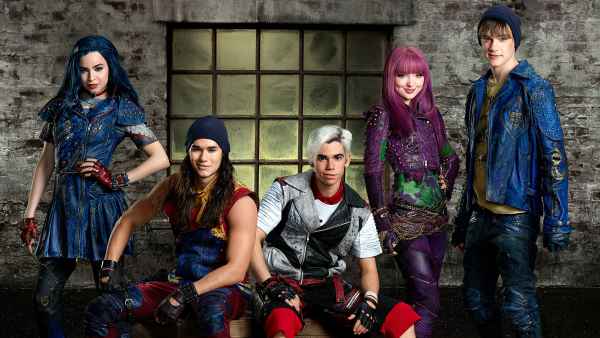 Descendants Cast Continues Pay Tribute Cameron Boyce