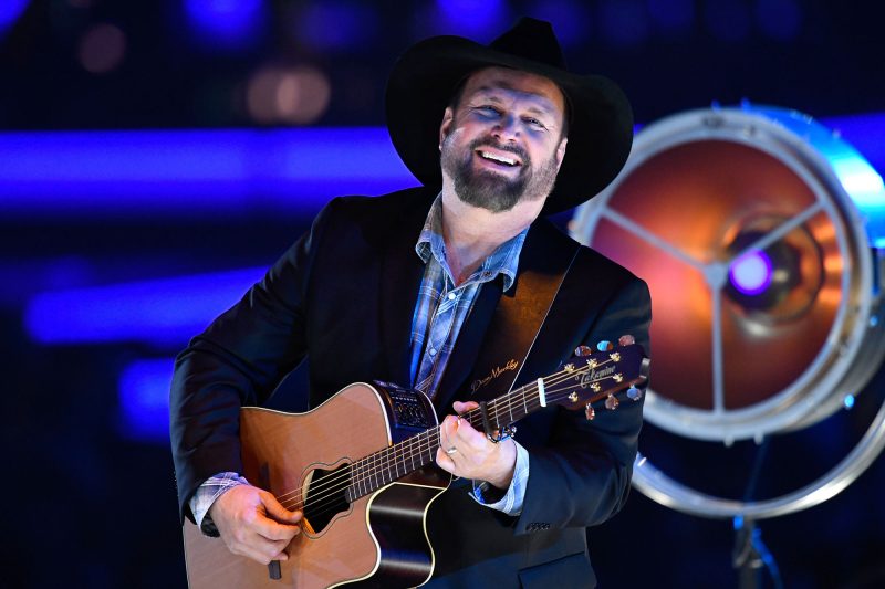 Garth Brooks Artists and Bands Who Own Their Masters