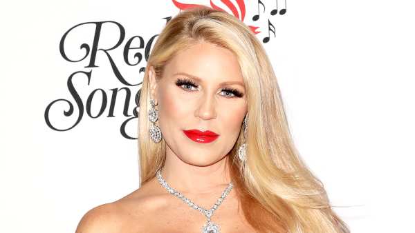 Gretchen-Rossi-holds-newborn-baby