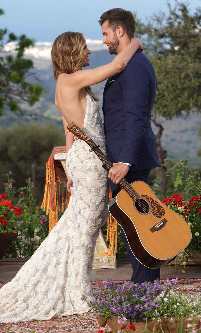 Hannah Brown and Jed Wyatt Guitar Bachelorette Final Pre Bachelorette Drama