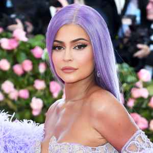 Kylie Jenner Purple Look Met Gala May 6, 2019