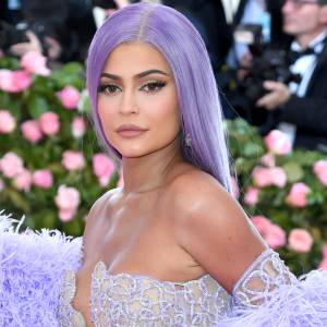 Kylie Jenner Shares Self-Reflection Post While on Girls' Trip, Details 'Anxiety'
