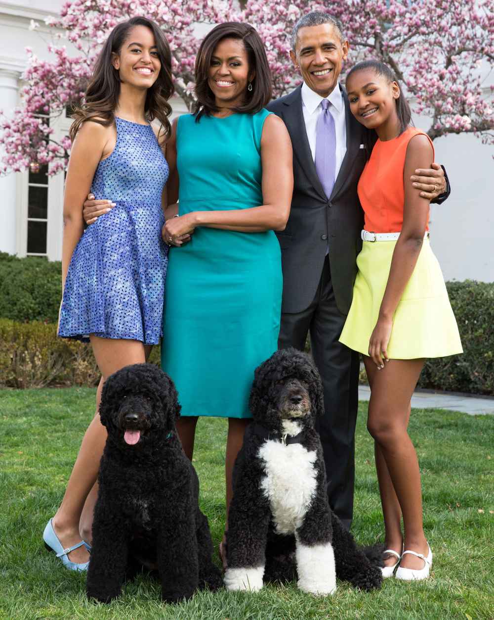 Michelle Obama Sasha Malia First Kiss White House