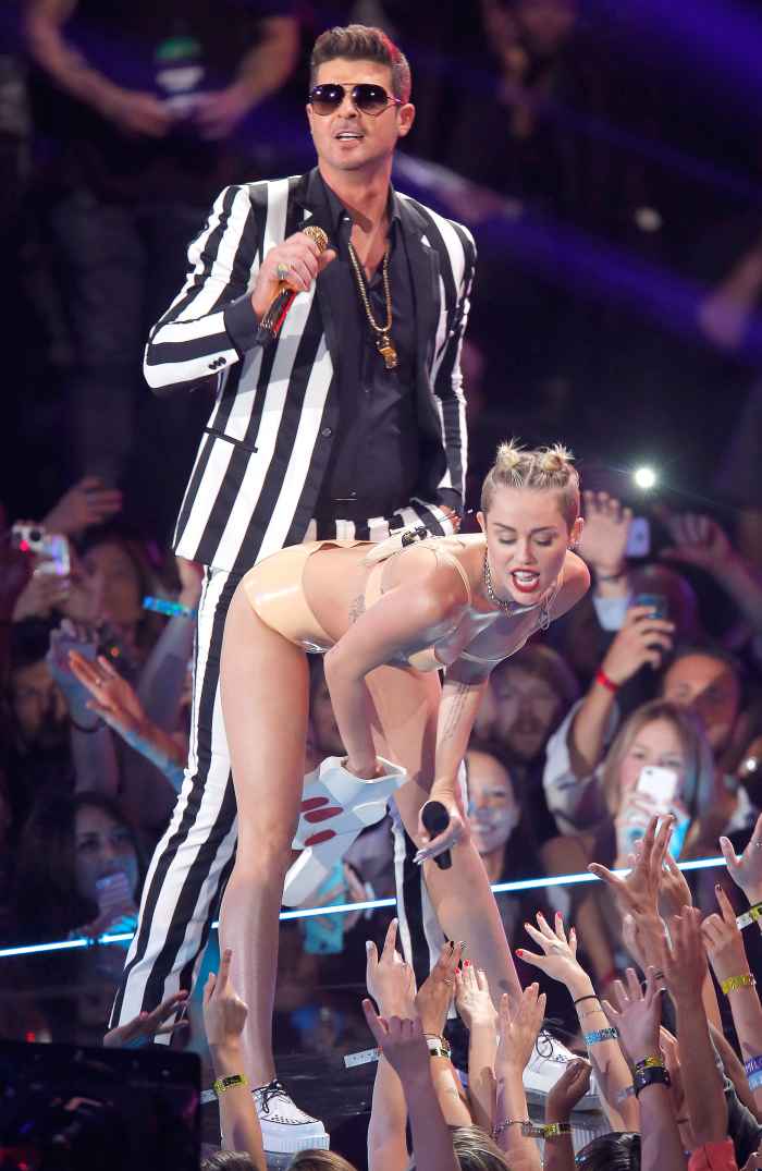 Miley Cyrus Robin Thicke 2013 VMAs