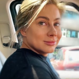 Shawn-Johnson-Cries-Over-Pregnancy-Complications