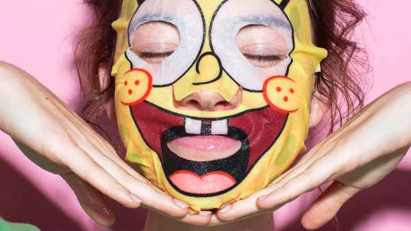 HipDot x SpongeBob SquarePants Makeup Collection