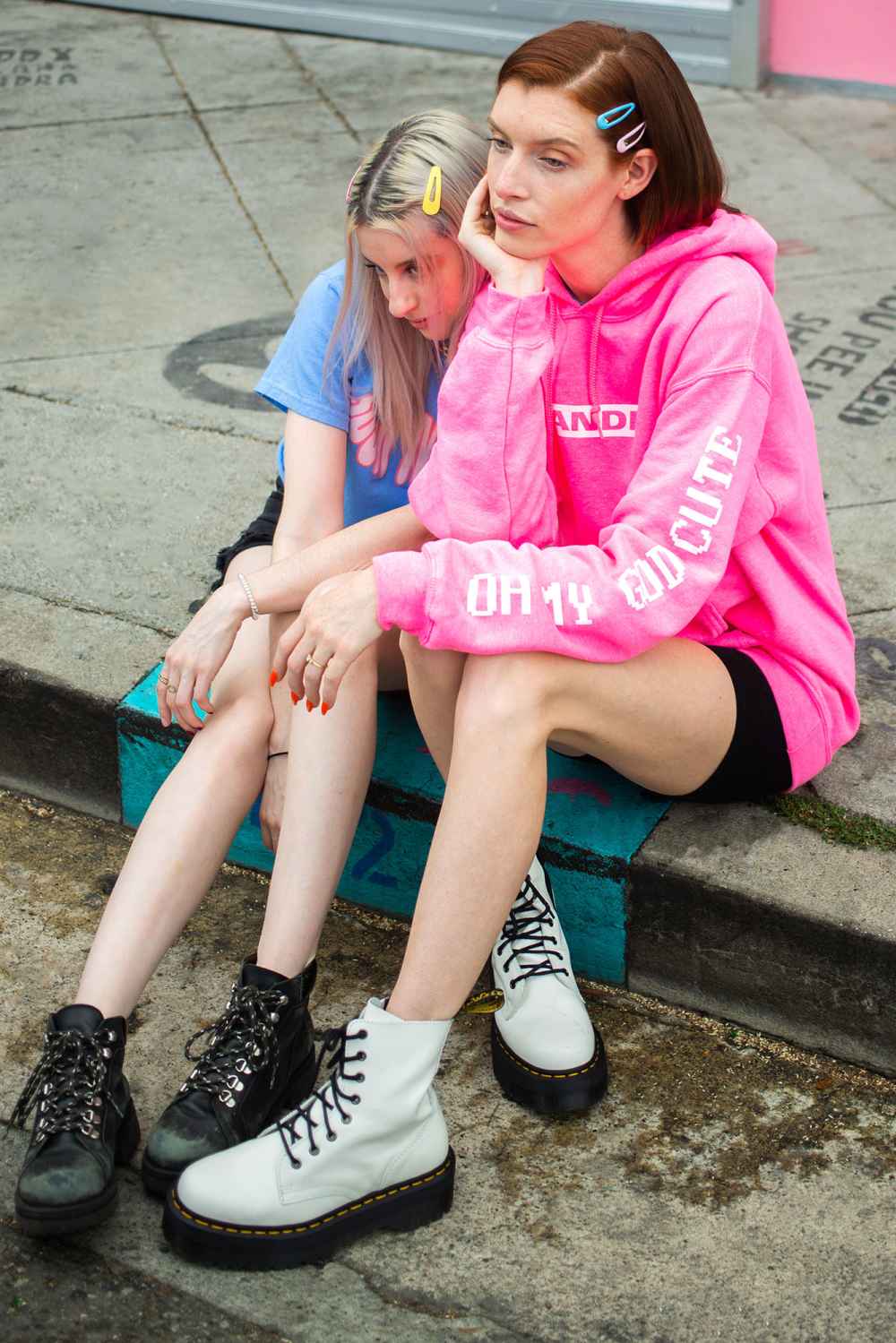 Vloggers-Erin-Gilfoy-and-Carly-Incontro-Online-VIP