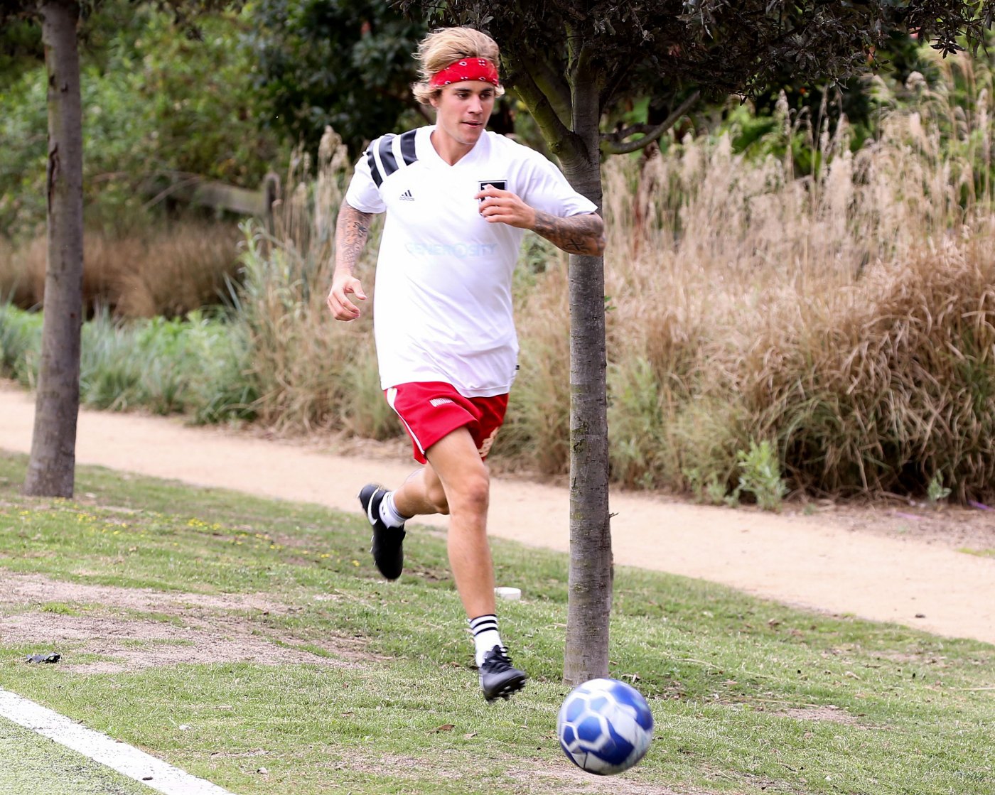 celebrities-who-play-soccer-have-world-cup-fever-photos