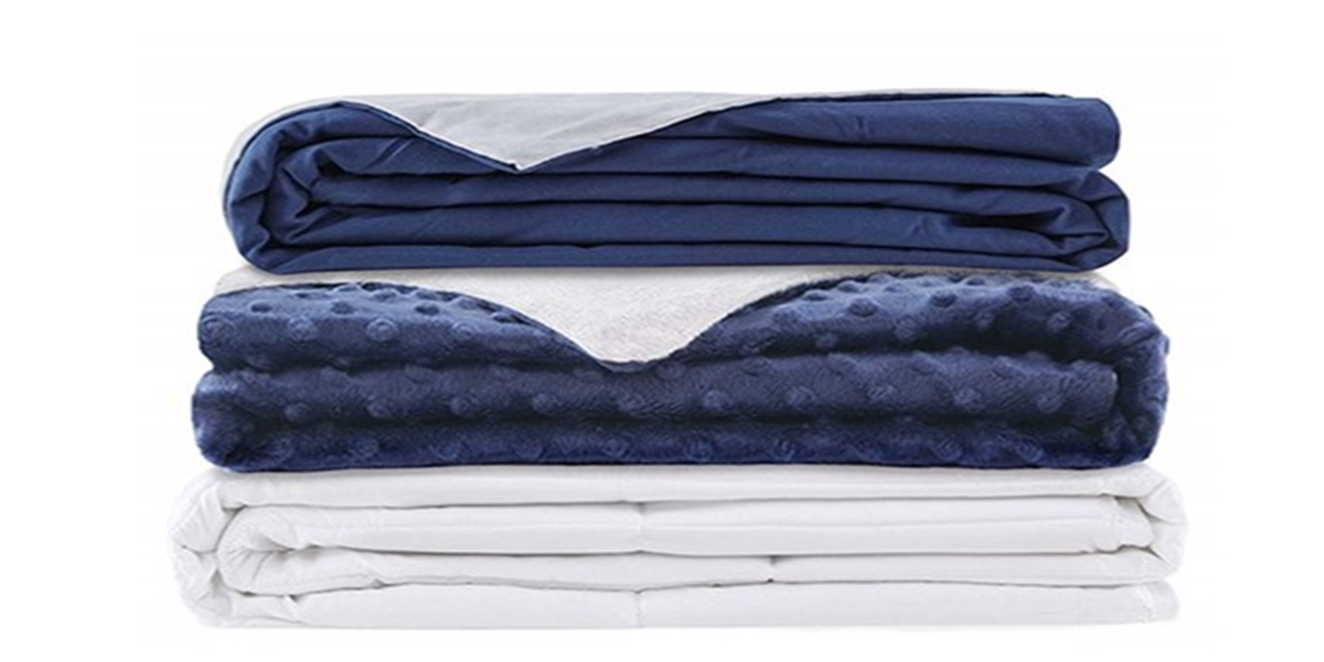 This Top-Rated Weighted Blanket Is Now Under $35 in This Incredible Sale