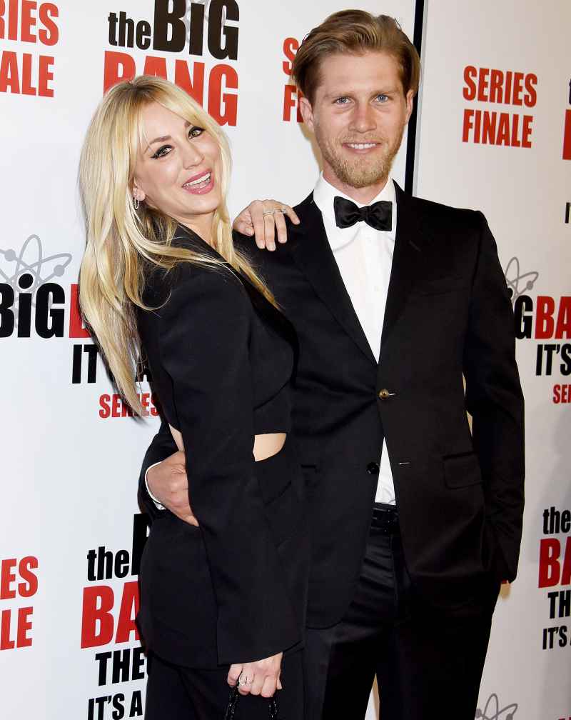 10-Kaley-Cuoco-and-Karl-Cook-don't-live-together