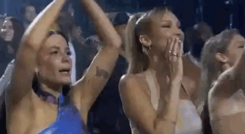 Bella Hadid and Gigi Hadid Dancing to Missy Elliott What You Didn't See On TV MTV VMAs 2019