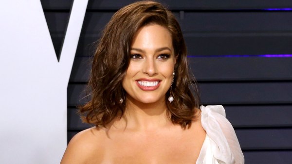 Ashley Graham Reveals She’s Pregnant With 1st Child, Shows Off Baby Bump: ‘Surprise’
