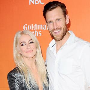 Brooks Laich Julianne Hough Enjoys It When I Suck Her Toes