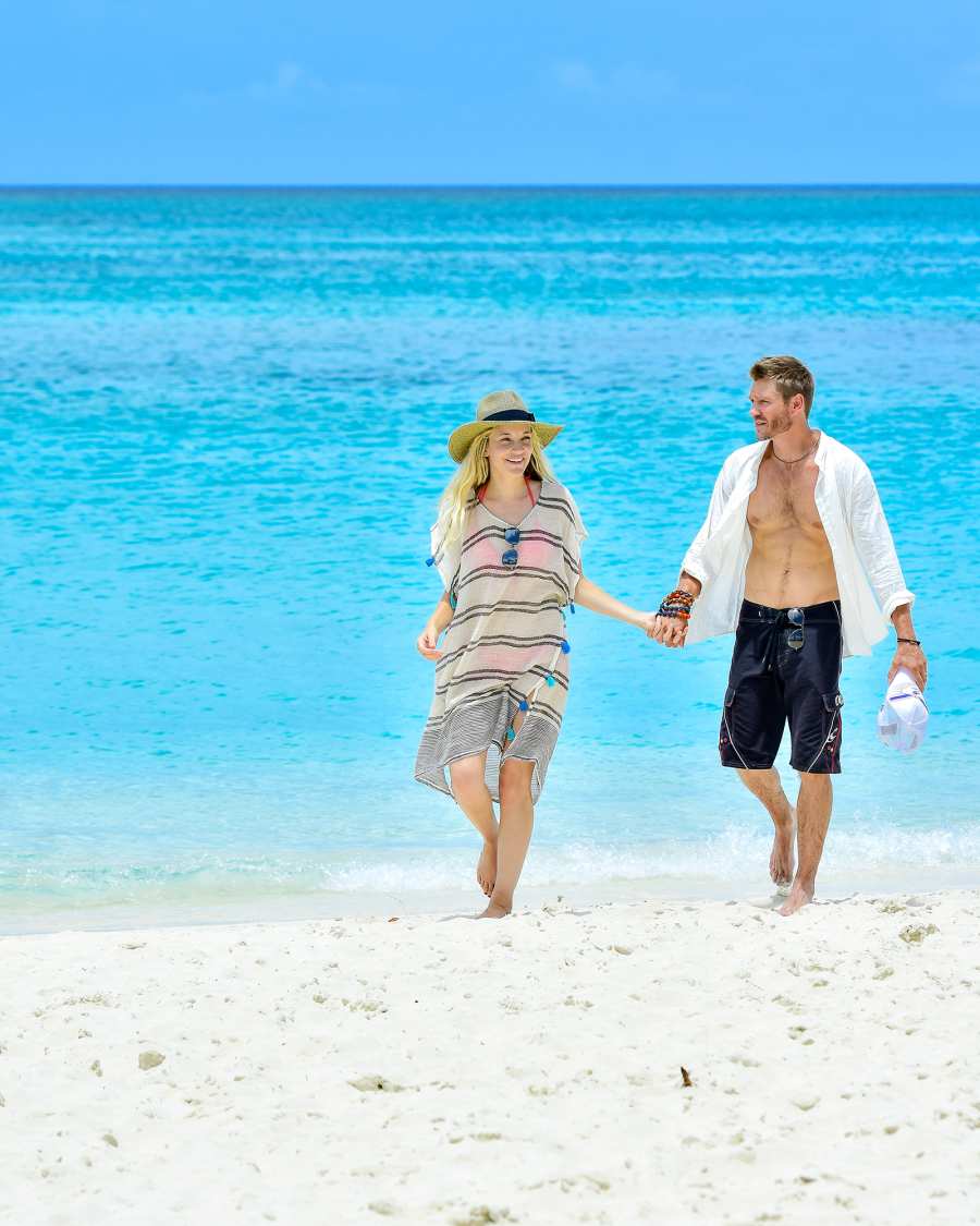 Chad-Michael-Murray-Goes-Shirtless-in-Turks-and-Caicos-With-Sarah-Roemer