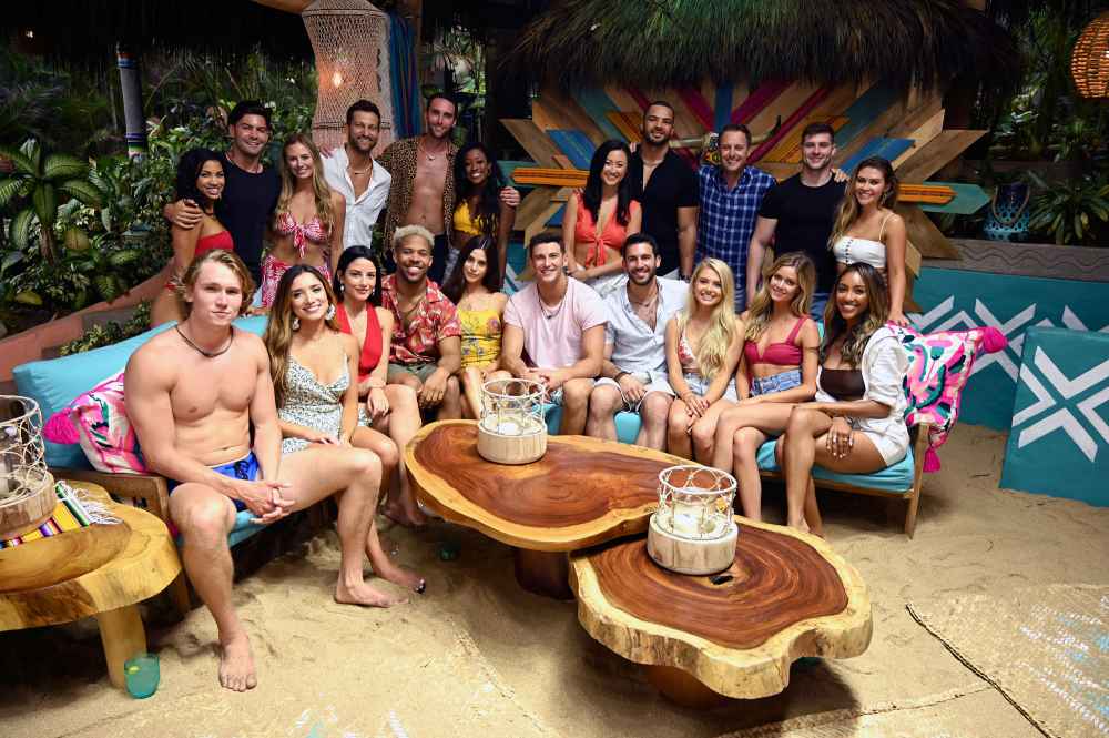 Chris Harrison Shades 2 ‘Bachelor in Paradise’ Contestants: ‘Not Really Sure Who That Is’