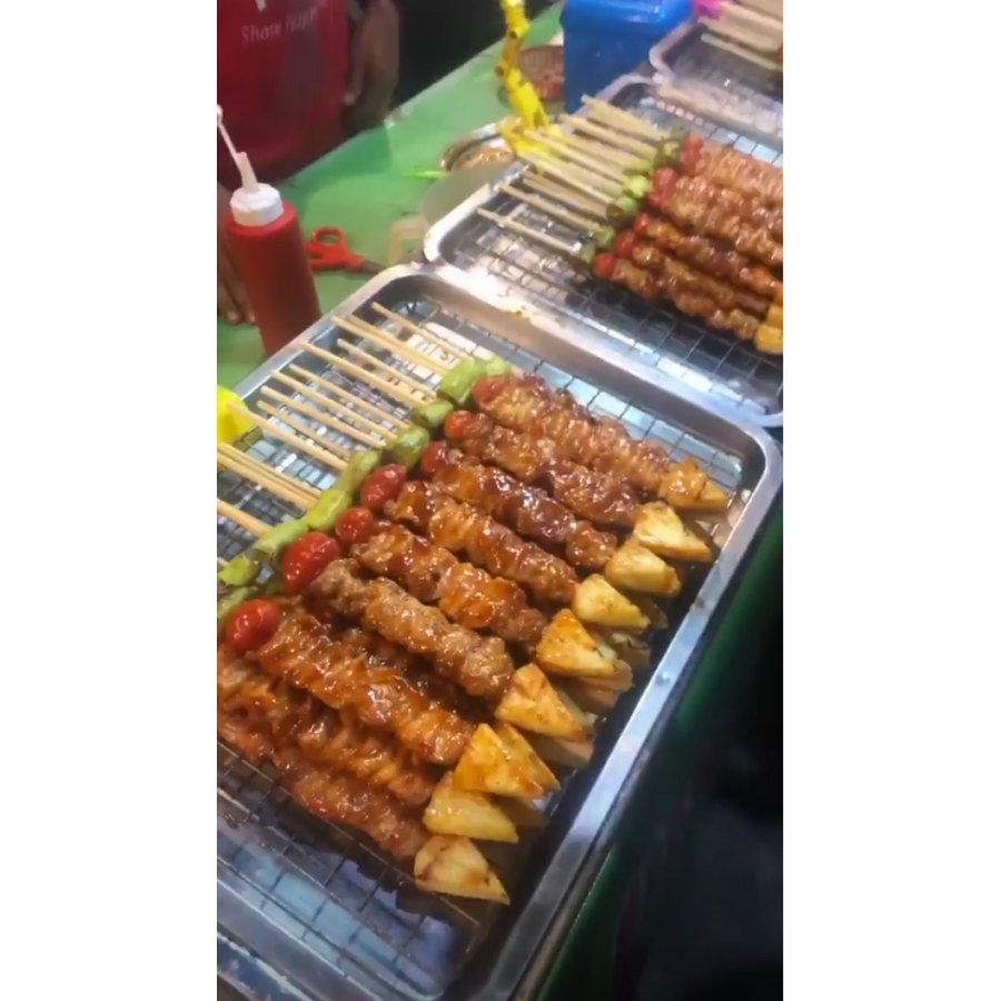 Chrissy-Teigen-Thailand-Meat-Kebabs