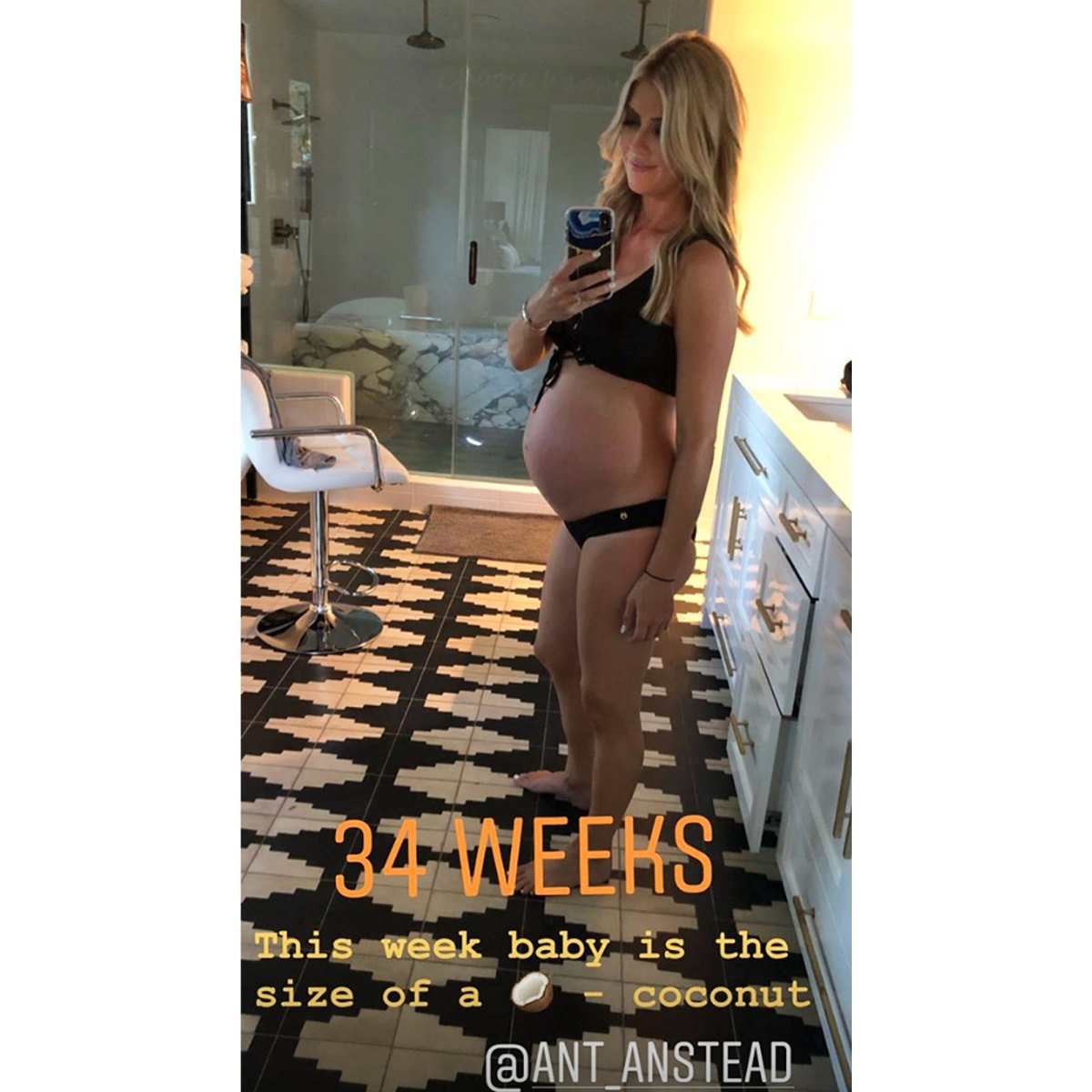 Jessica Simpson and More Pregnant Celebs Showing Off Third Trimester Baby B...