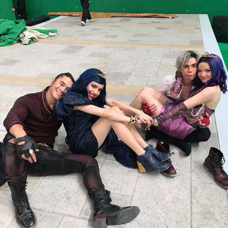 Cameron Boyce, Sophia Carson, Dove Cameron, Booboo Stewart Descendants Cast BTS Behind The Scenes