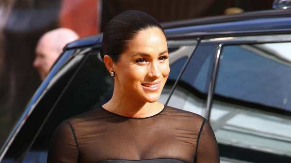 Duchess-Meghan-post-baby-body-lion-king-premiere