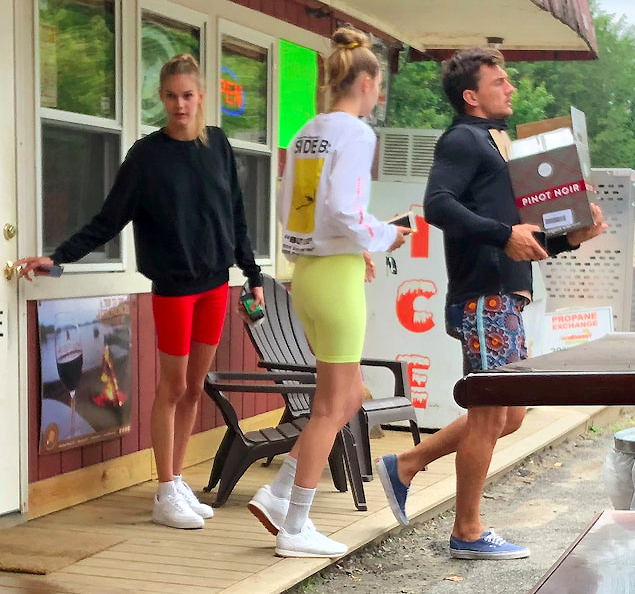 Gigi Hadid and Tyler Cameron Buying Liquor Wearing Shorts