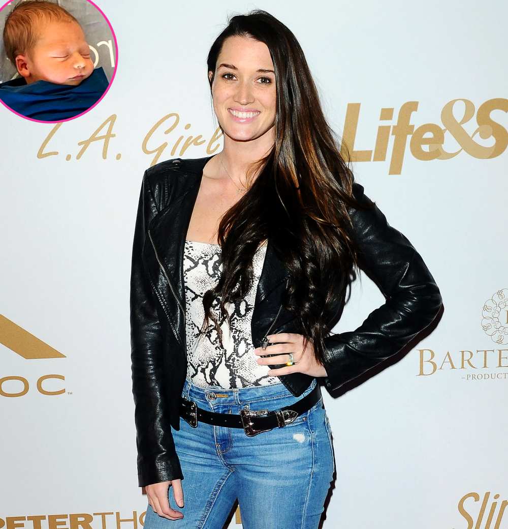 Jade Roper Shares Emotional Videos From Moments After Son Books&rsquo; Emergency Home Birth
