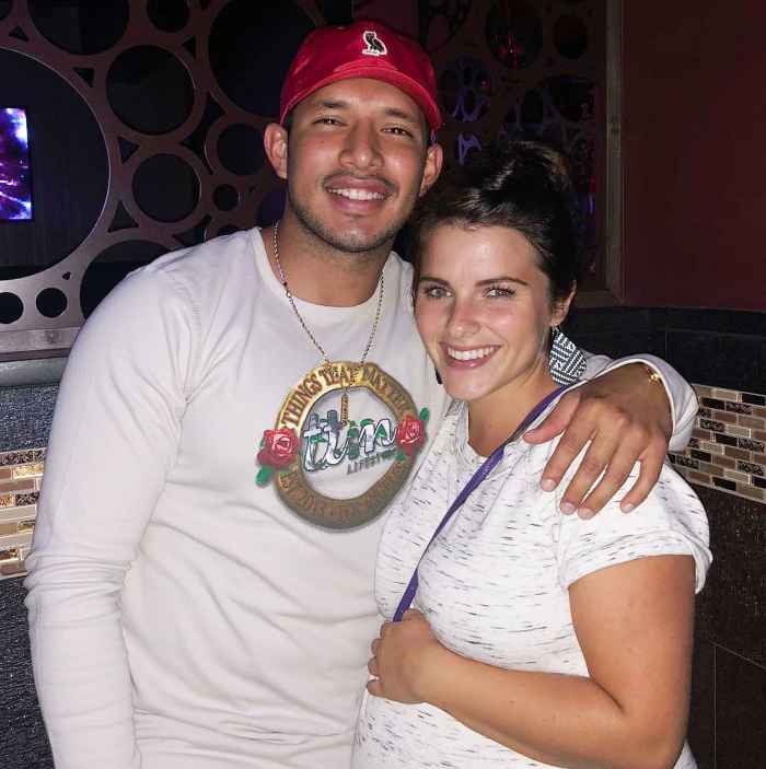 Javi Marroquin Posts About Losing Everything After Lauren Comeau Fight
