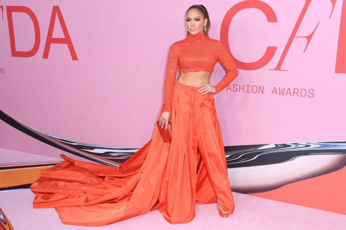 Jennifer Lopez Fashion Awards Natural Learning Pole Dancing for ‘Hustlers’