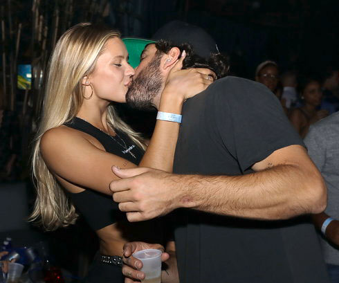 Josie-Canseco-Kissing-Brody-Jenner-Birthday-at-The-Pool-After-Dark